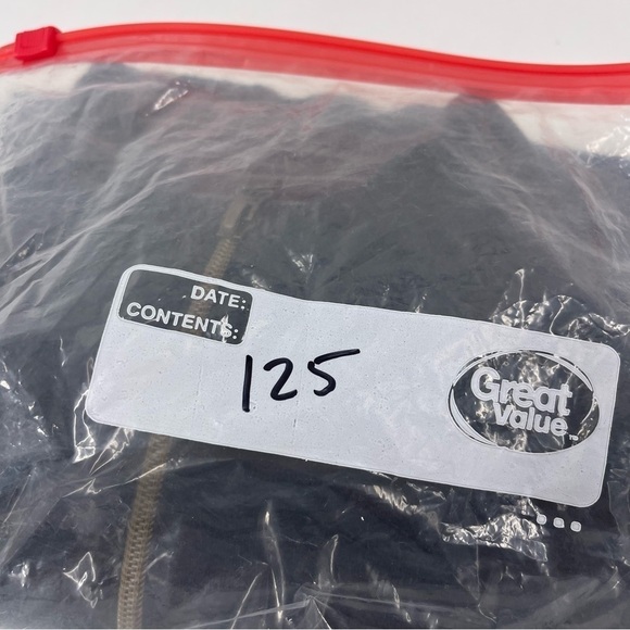 Robert Graham 1/4 Zip Sweater - Picture 7 of 7